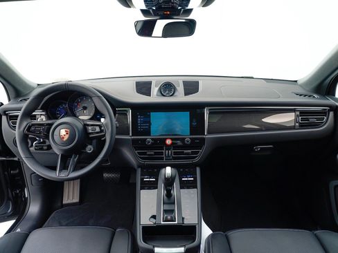 New 2026 Porsche Macan S image 20