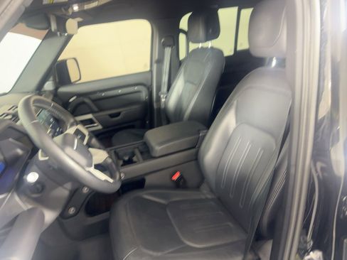 Used 2022 Land Rover Defender 110 XS Edition image 6