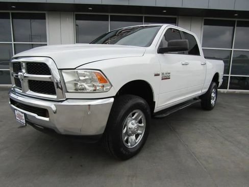 Used 2015 RAM 2500 SLT image 3