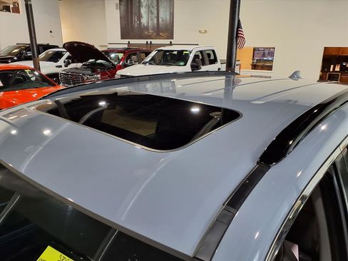 Used 2022 Honda Pilot Special Edition image 7