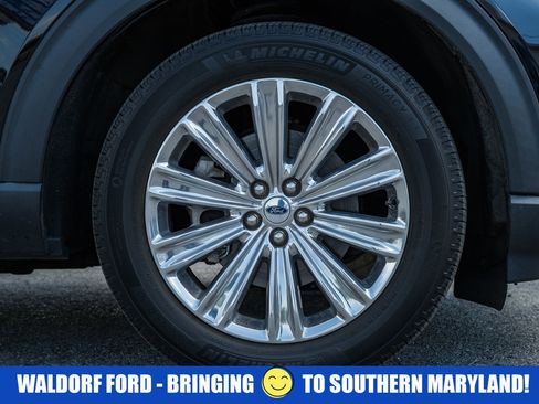 Used 2023 Ford Explorer Limited w/ Limited Technology Package AWD/4WD image 21