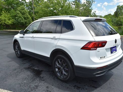Used 2022 Volkswagen Tiguan SE AWD/4WD image 8