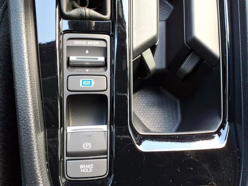 Used 2025 Honda Accord Sport image 30