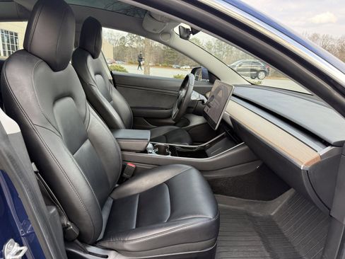 Used 2020 Tesla Model 3 Standard Range Plus image 34