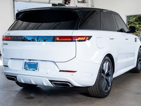 Used 2024 Land Rover Range Rover Sport Dynamic SE image 6