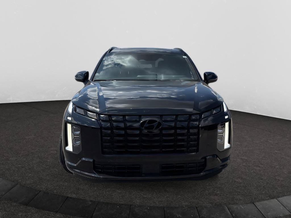 Used 2025 Hyundai Palisade Calligraphy AWD/4WD image 2