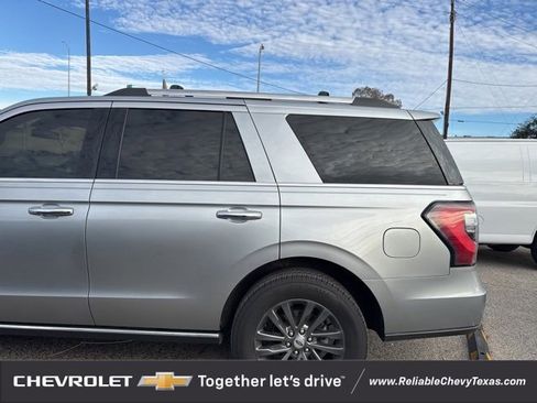 Used 2021 Ford Expedition Limited image 5