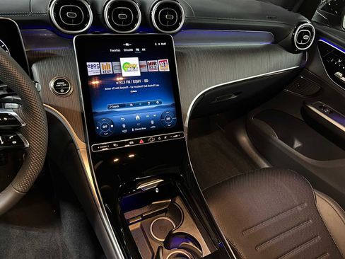 New 2026 Mercedes-Benz GLC 300 4MATIC image 29