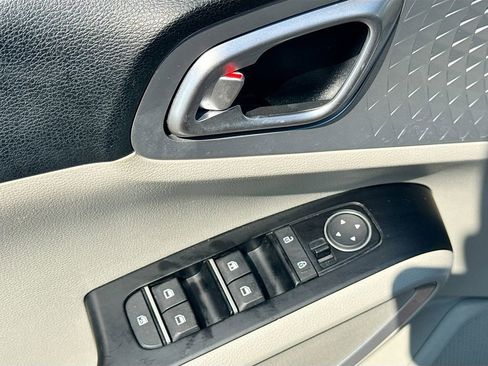 Certified 2021 Kia Soul LX FWD image 20