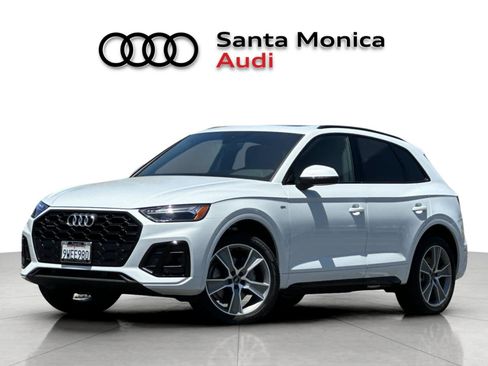 Used 2025 Audi Q5 2.0T Premium w/ Convenience Plus Package AWD/4WD image 1