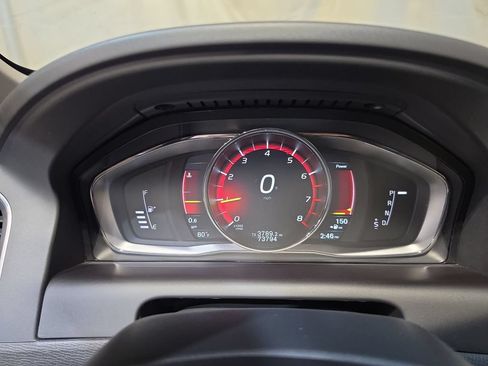 Used 2017 Volvo XC60 T6 Dynamic w/ Preferred Option Package AWD/4WD image 10
