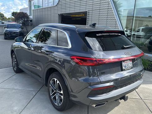 Used 2025 Audi Q5 Premium Plus w/ Premium Plus image 8