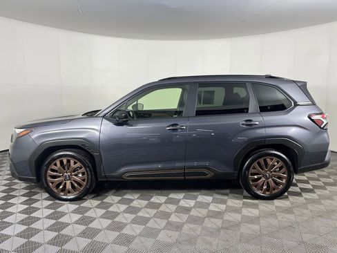 Used 2025 Subaru Forester Sport w/ Popular Package #2 image 9