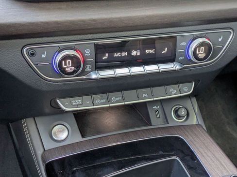 Used 2022 Audi Q5 2.0T Premium Plus image 19