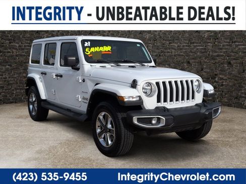Used 2021 Jeep Wrangler Unlimited Sahara AWD/4WD image 1