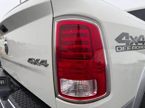 Used 2018 RAM 2500 Laramie w/ Snow Chief Group AWD/4WD image 17