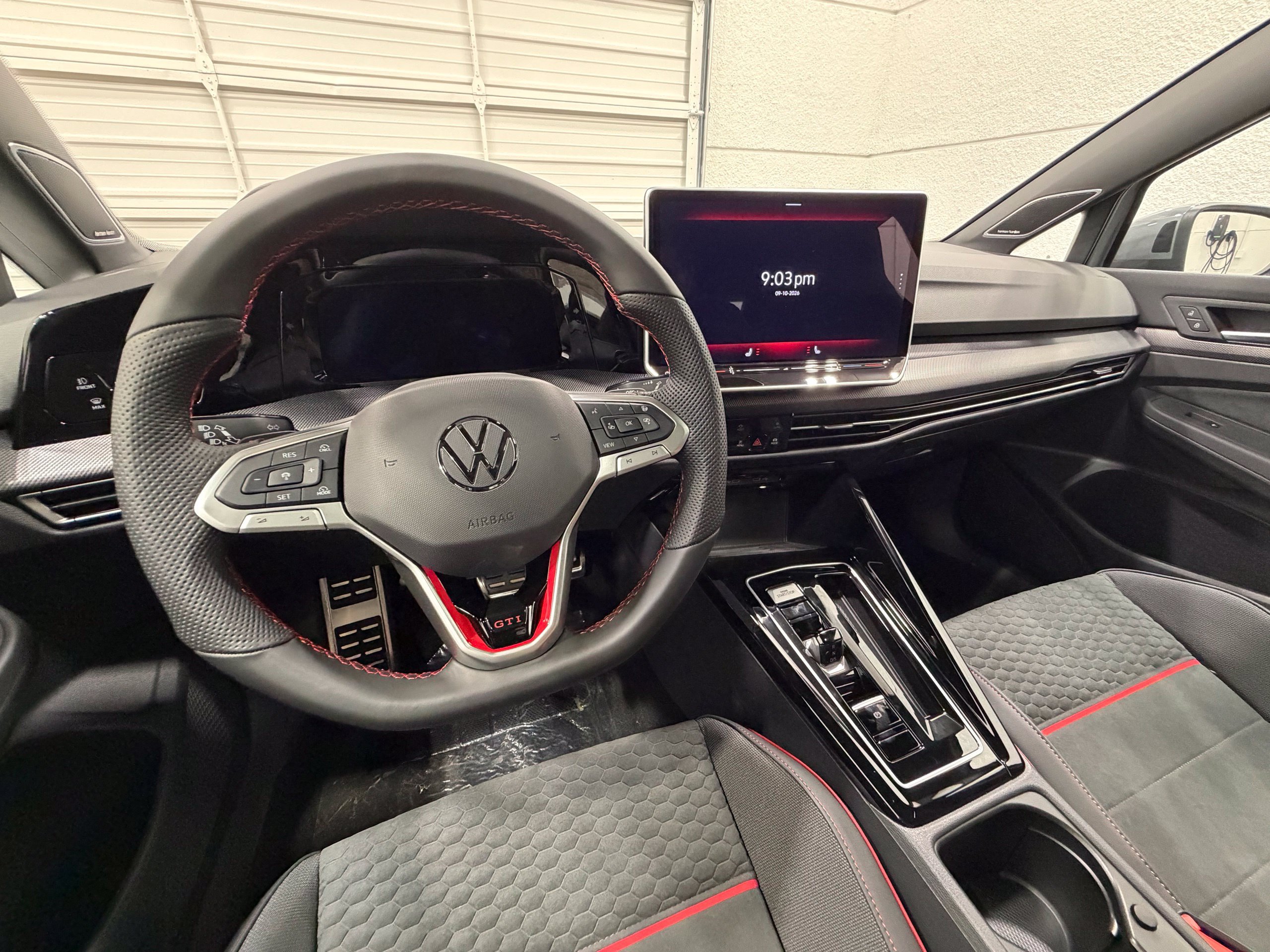 New 2026 Volkswagen GTI SE FWD image 38