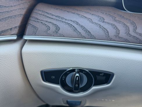 Used 2021 Mercedes-Benz E 350 4MATIC Sedan image 20