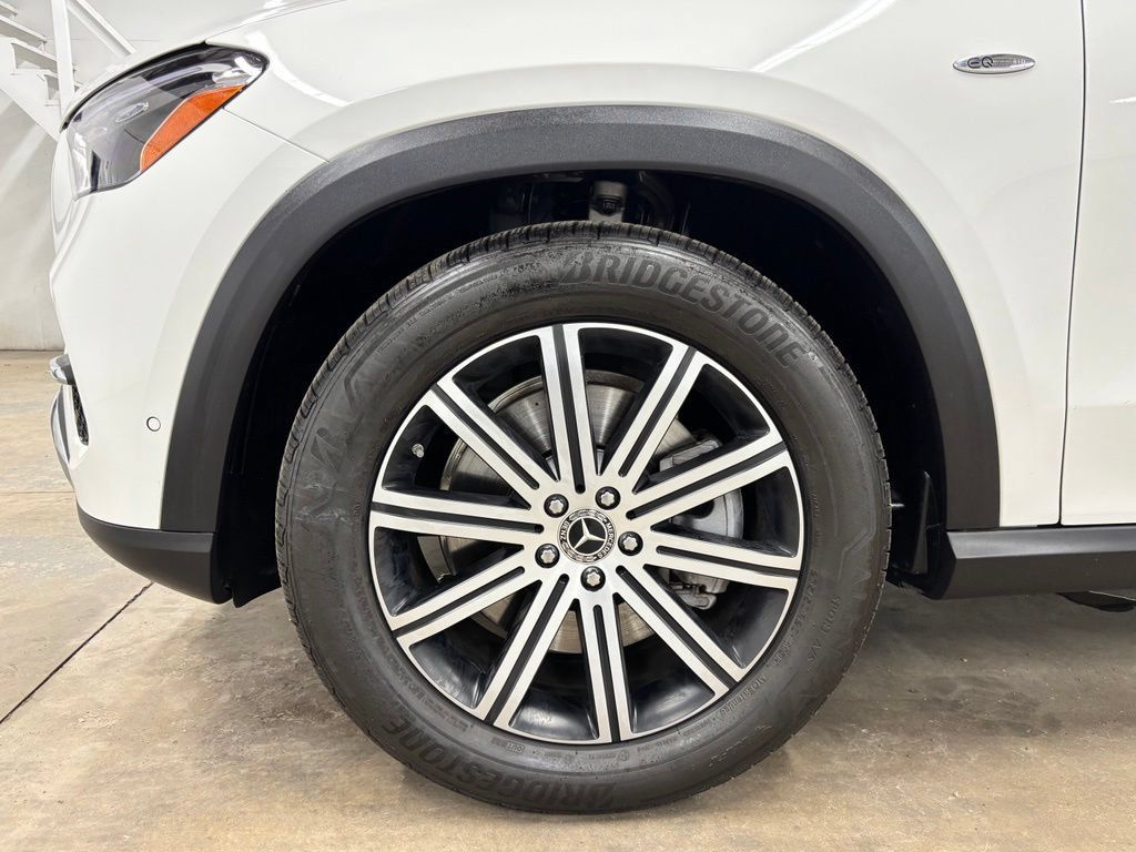 Certified 2025 Mercedes-Benz GLE 450e 4MATIC image 11