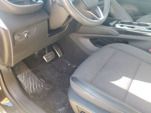 Certified 2023 Buick Envision Preferred w/ Sport Touring Package image 25