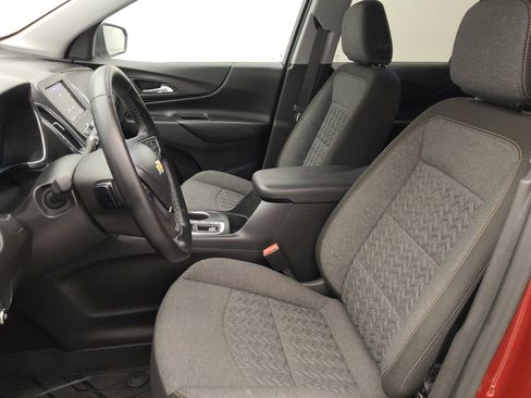 Used 2024 Chevrolet Equinox LT w/ LPO, Floor Liner Package FWD image 17