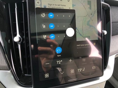 New 2026 Volvo XC90 B6 Ultra w/ Protection Package image 26