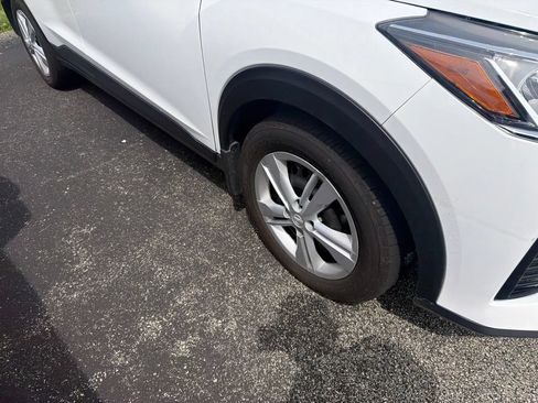 Used 2024 Nissan Kicks S FWD image 2