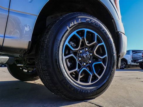 Used 2022 Ford F150 XLT w/ Equipment Group 302A High image 9