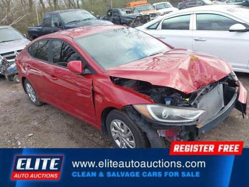 Used 2017 Hyundai Elantra SE image 2