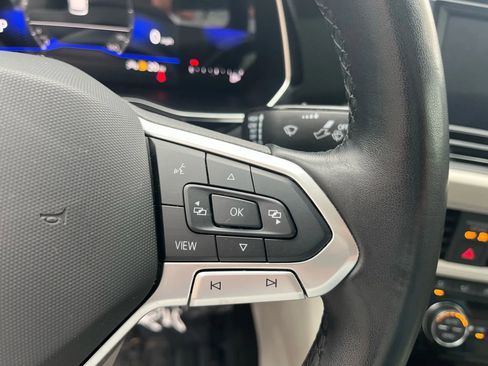 Used 2024 Volkswagen Jetta SE w/ Panoramic Sunroof Package image 20