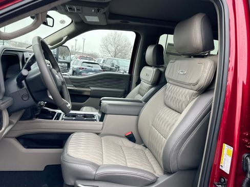 New 2026 Ford F450 Platinum w/ Platinum Plus Package image 13