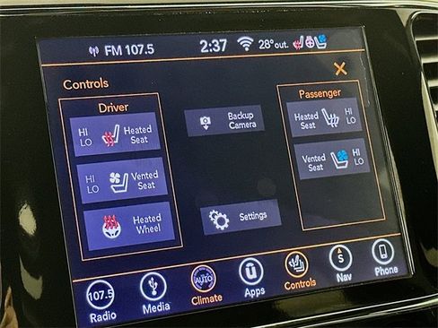 Used 2019 Jeep Grand Cherokee Limited w/ Luxury Group II image 16