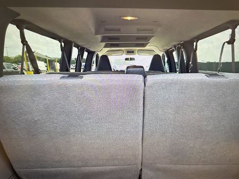 Used 2025 Chevrolet Express 3500 LS image 12