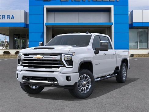New 2026 Chevrolet Silverado 2500 LT w/ Z71 Chrome Sport Edition image 6