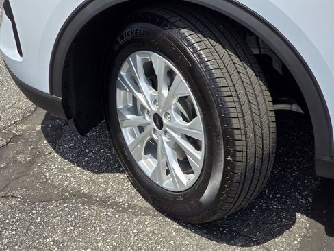 Used 2025 Ford Escape Active w/ Active Premium Tech Pack FWD image 26