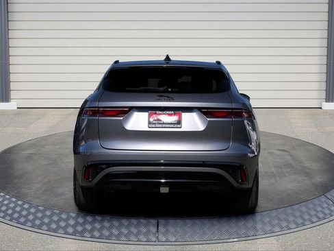 Used 2024 Jaguar F-PACE R-Dynamic S image 6