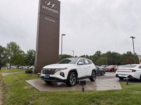 Used 2023 Hyundai Tucson Limited w/ Cargo Package FWD image 1