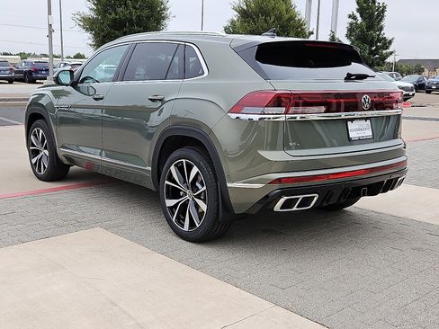 New 2026 Volkswagen Atlas Cross Sport SEL Premium R-Line image 2