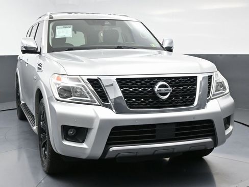 Used 2019 Nissan Armada Platinum w/ Captain's Chairs Package image 4