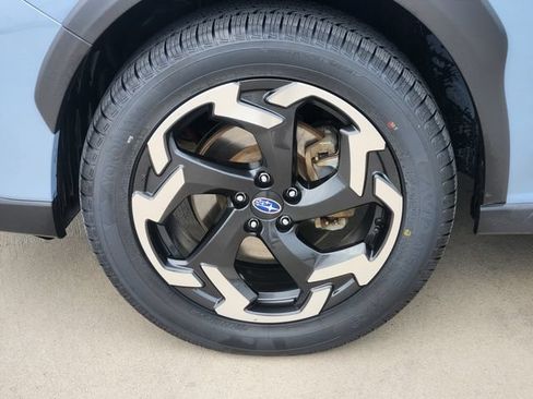 Used 2023 Subaru Crosstrek 2.5i Limited w/ Popular Package #3 AWD/4WD image 12
