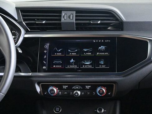 Used 2025 Audi Q3 2.0T Premium w/ Convenience Package image 13