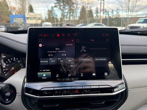 New 2026 Jeep Compass Limited image 23