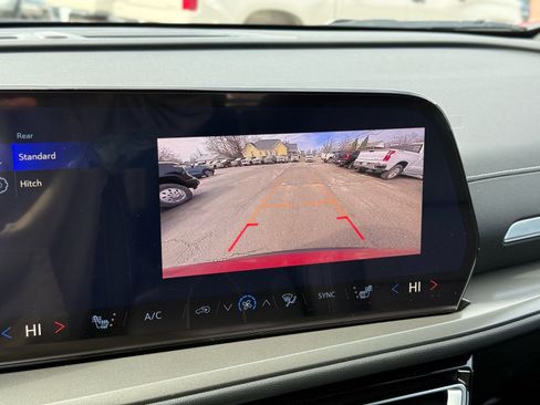 New 2026 Chevrolet Traverse LT image 33