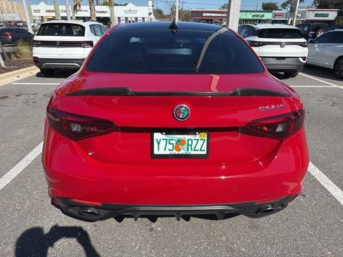 Used 2018 Alfa Romeo Giulia Ti Sport w/ Quick Order Package 22U Sport image 8