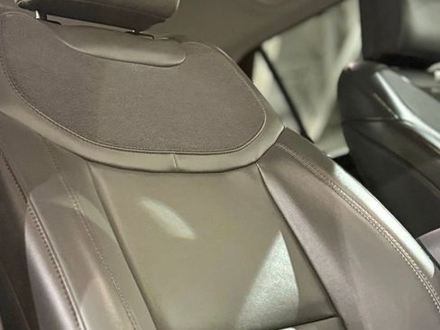 Used 2025 Ford Explorer Active w/ Active Comfort Package image 67