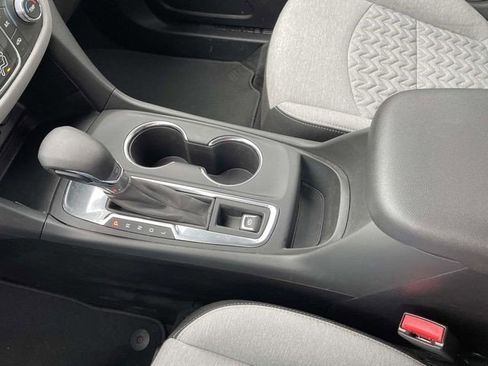 Certified 2023 Chevrolet Equinox LS image 25