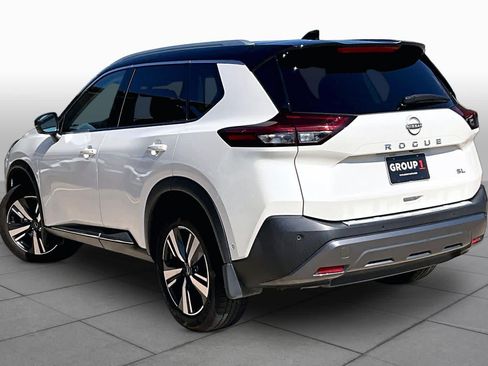 Used 2023 Nissan Rogue SL w/ SL Premium Package FWD image 11