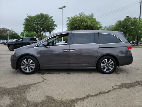 Used 2016 Honda Odyssey Touring image 8