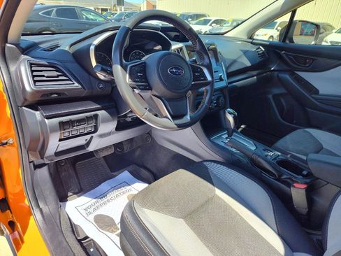 Used 2019 Subaru Crosstrek 2.0i Premium AWD/4WD image 16