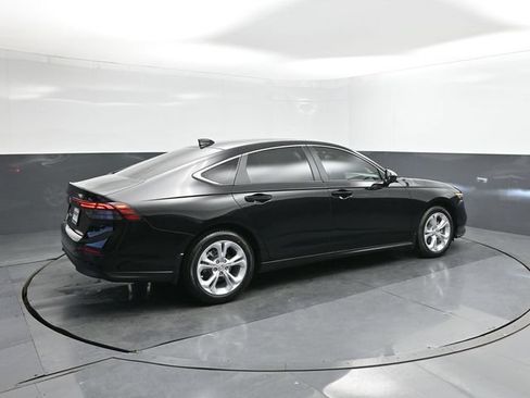 Used 2026 Honda Accord LX image 15